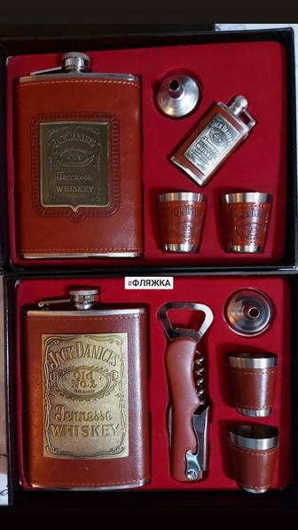 Подарочный набор Jack Daniels. Фляжка,рюмки, мультитул, зажигалка
