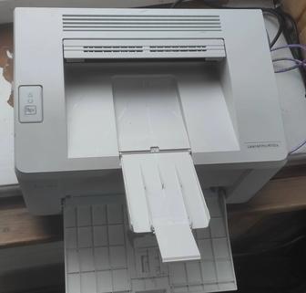 Принтер HP LaserJet Pro M102a в хорошем состоянии (б/у)