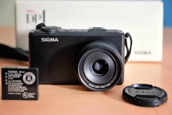 Фотоаппарат Sigma DP1 Merrill