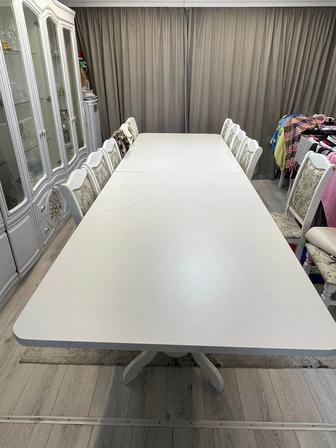 Продается стол 4 метровый