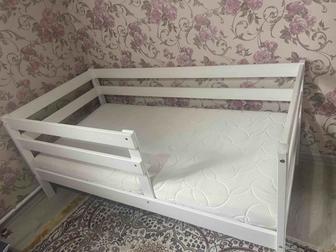 Детская кровать в хорошем состояний