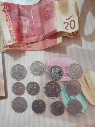 Продам монеты сомы