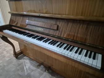 Продаётся пиано LEGNICA