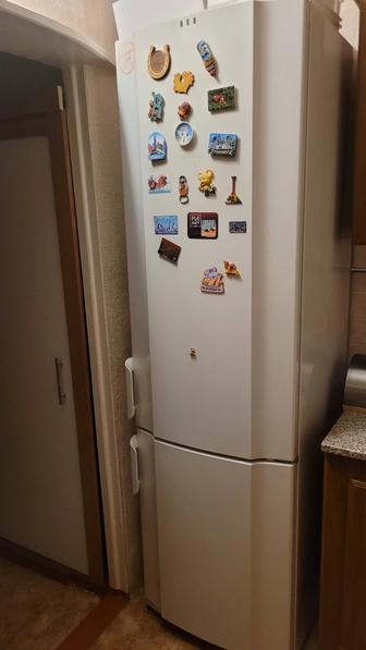 Срочно продам двухкамерный холодильник Gorenje