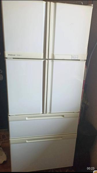 Срочно продам двухкамерный золодильник