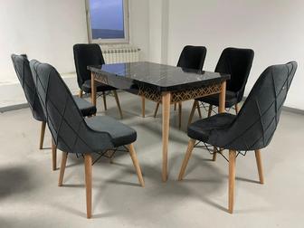 Новые столы и стулья