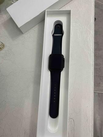 Продам смарт-часы Apple Watch 3