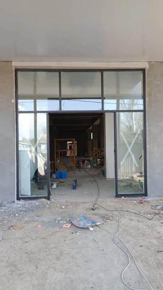 Изготовление пластиковых и алюминиевых окон и дверей витражей
