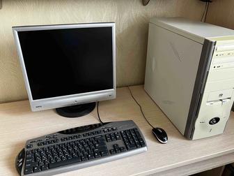 Продам компьютер: системный блок, монитор, клавиатура, мышка.