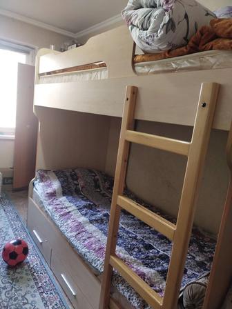 Мебель двухяростная кровать