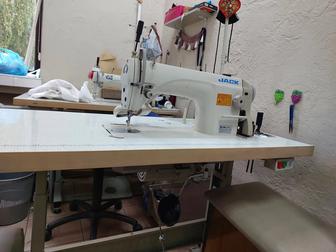 Швейная машина (промышленная)