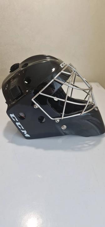 Шлем вратаря хоккейный