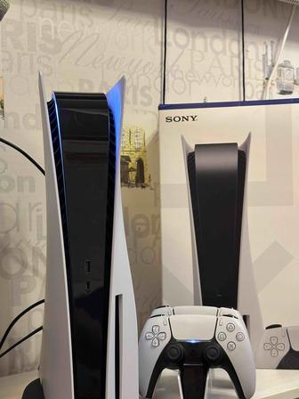 Продам Playstation 5 CFI-1208A (3-я ревизия, идеал, 2 геймпада)