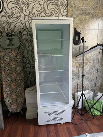 Витринный холодильник Бирюса 310