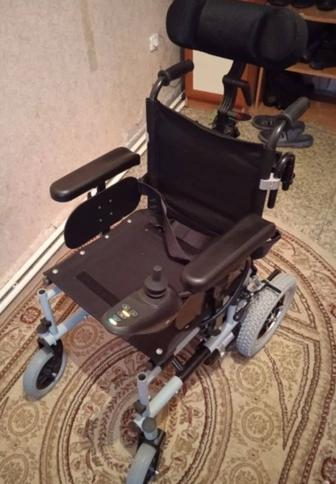 Продам электроприводную инвалидную коляску