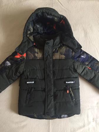 Продаю зимнюю детскую куртку р86см.