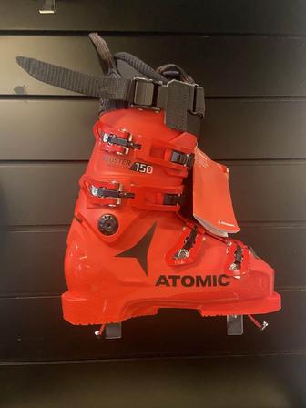 Новые Горнолыжные ботинки Atomic Redster World Cup 150, размер 25,5