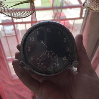 Продам часы СССР Авиационные в отличном состоянии.