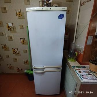 Продам холодильник SAMSUNG
