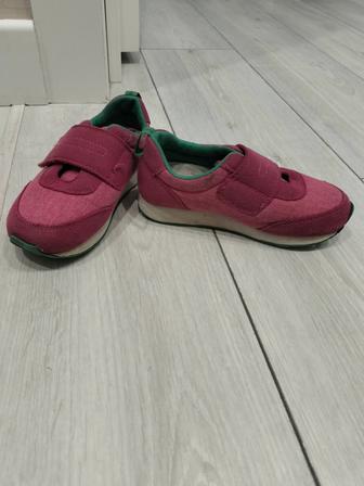 Обувь для девочки кроссовки
