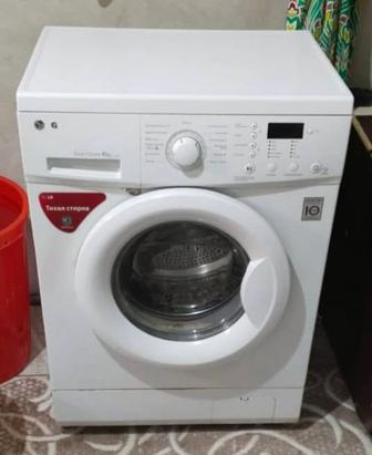 Продаётся стиральная машина LG