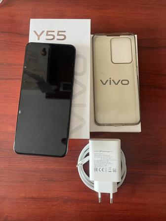 Продам телефон Vivo Y55
