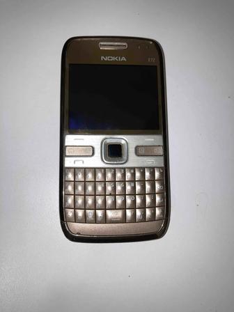 Продам телефон Nokia E72