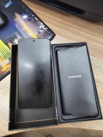 Продам Samsung galaxy s21 128gb