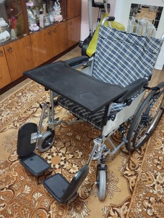 Кресло каталка, инвалидная коляска