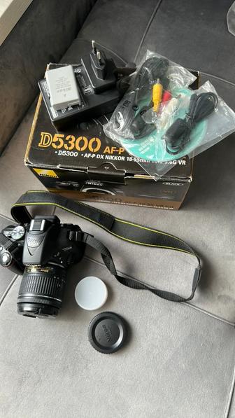 Продам фотоаппарат Nikon D5300