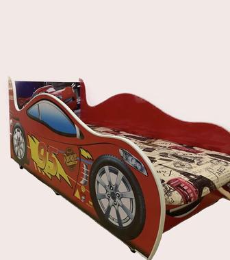 Кровать-машина McQueen, красный и синий