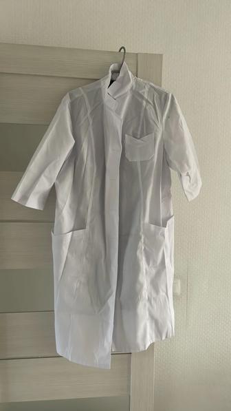 Продам Медицинские белые халаты