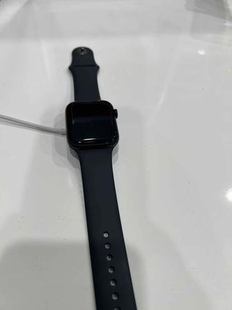 Продам Смарт-часы Apple Watch SE GPS 2nd Gen 44mm Midnight Aluminium
