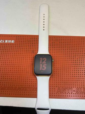 Apple Watch 4 44m