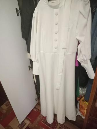 Одежда Новое белое платье средней длины