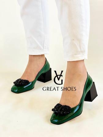 Зеленый туфли