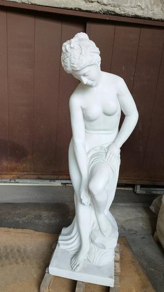 Статуя, белый мрамор