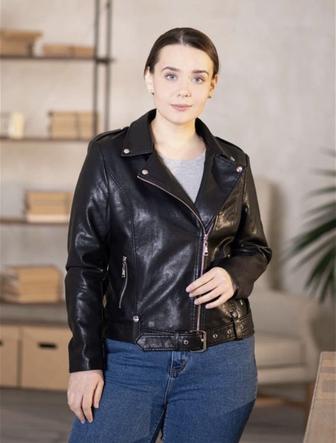 Женская новая куртка косуха размер 48-52