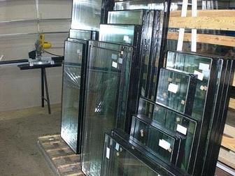 Предоставляем услуги по изготовлению металопластиковых окон дверей