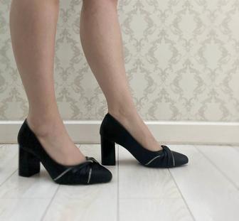 Новые женские туфли 37 - го размера