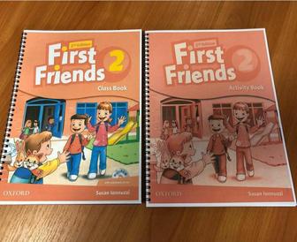 First friends//family and friends/Фэмили книга