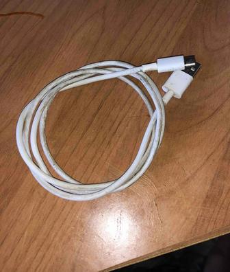Продам USB кабель(двухсторонний) на Самсунг .Дешево.