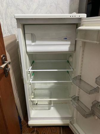продается бу холодильник