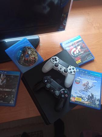 PS 4 игровая приставка