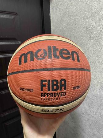 Продам баскетбольный профессиональный мяч