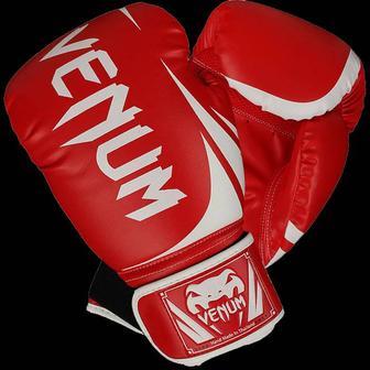 Боксерские перчатки Venum Challenger 2.0 Red (14 oz)