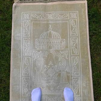 Жайнамаз, молитвенный коврик