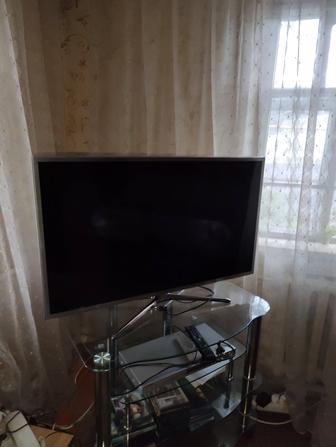 Телевизор Самсунг 106 см