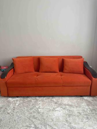 Продам срочно раскладной диван еврокнижка в хорошем состоянии
