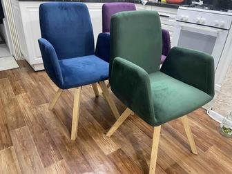 Дизайнерские мягкие стулья